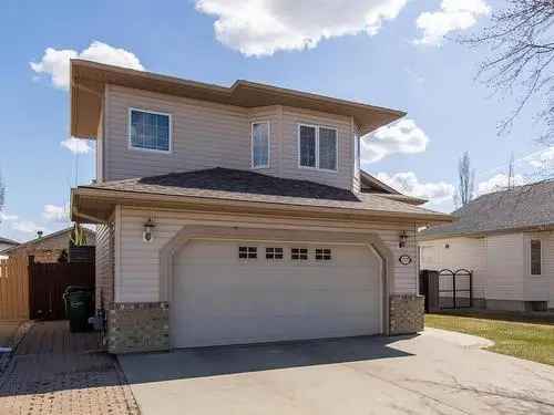 House For Sale in Klarvatten Edmonton 5 Beds 3 Baths