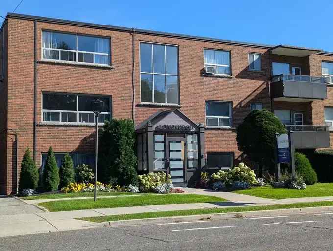 Longwood Apartments Near McMaster University