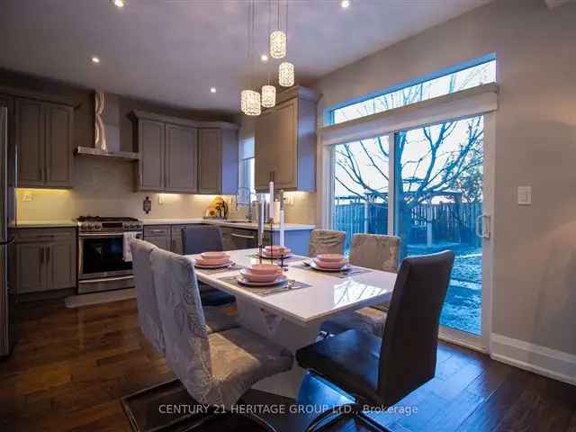 Kinghill Modern Luxury Home - Gourmet Kitchen & Finished Basement