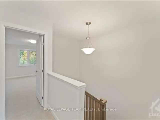 Townhouse For Sale in Ottawa, Ontario