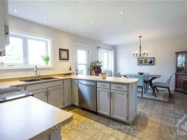 House For Sale in Russell, Ontario