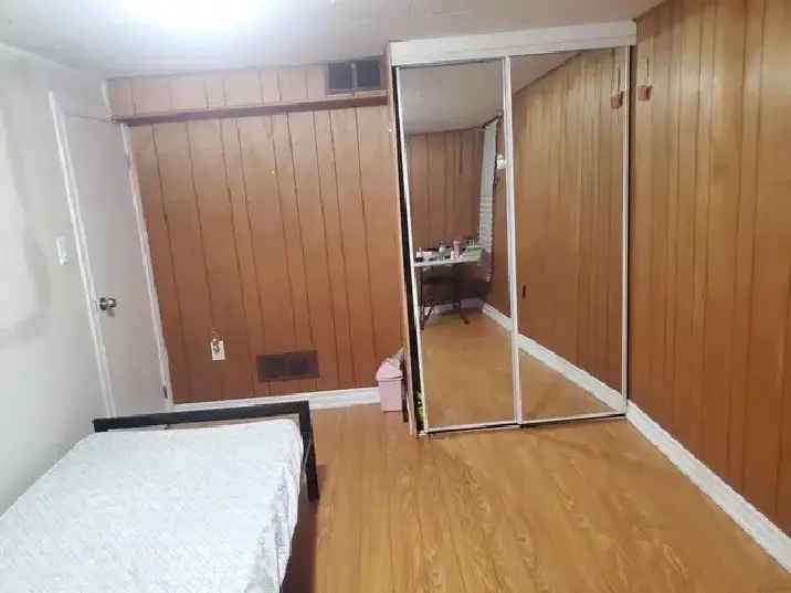 Room for rent - Female Only $725