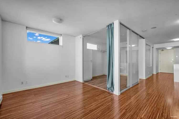 Mount Pleasant 1-Bed Condo with Den and Flex Space