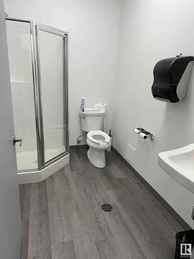 Office For Rent in Edmonton, Alberta