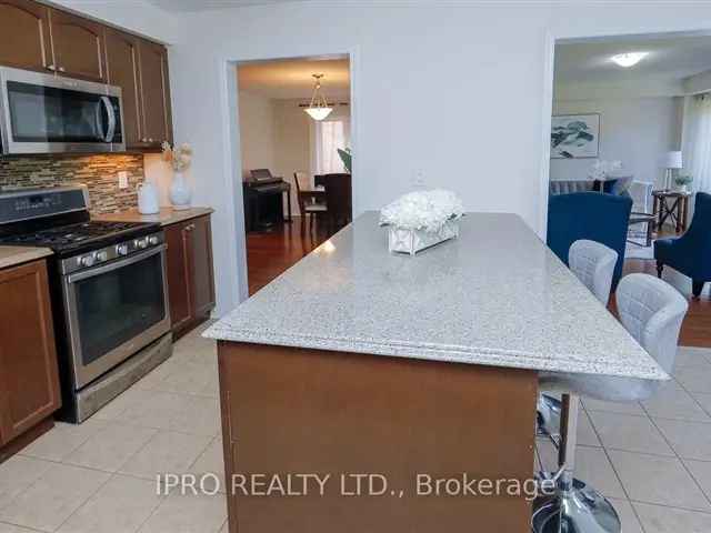 House For Sale in Brampton, Ontario