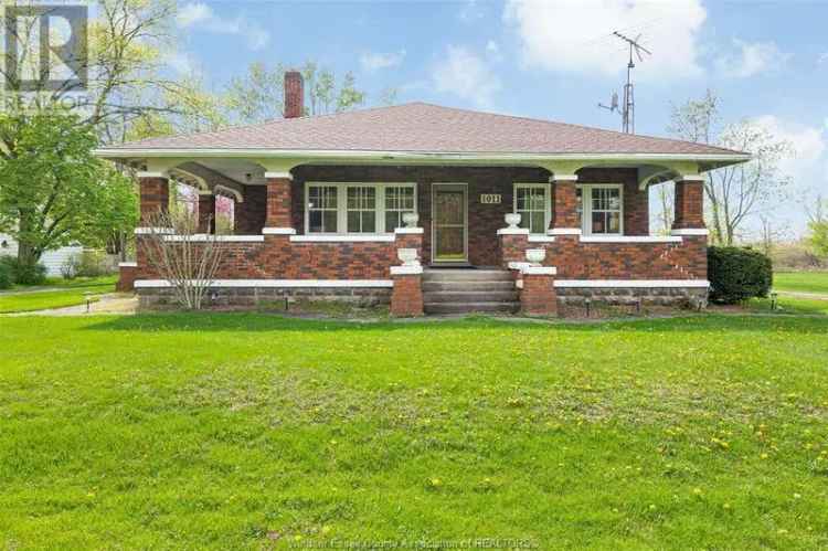 Country Living Charm Century Home 2 Acres Pool 4 Beds