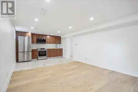 2 rooms apartment of 104 m² in Toronto