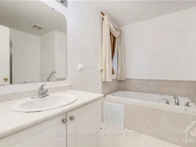 House For Sale in Ottawa, Ontario