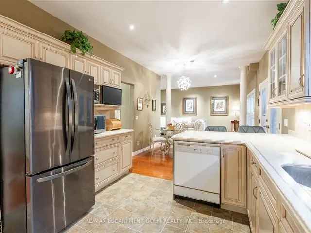 Spacious Port Dalhousie Home - 3 Beds 3.5 Baths