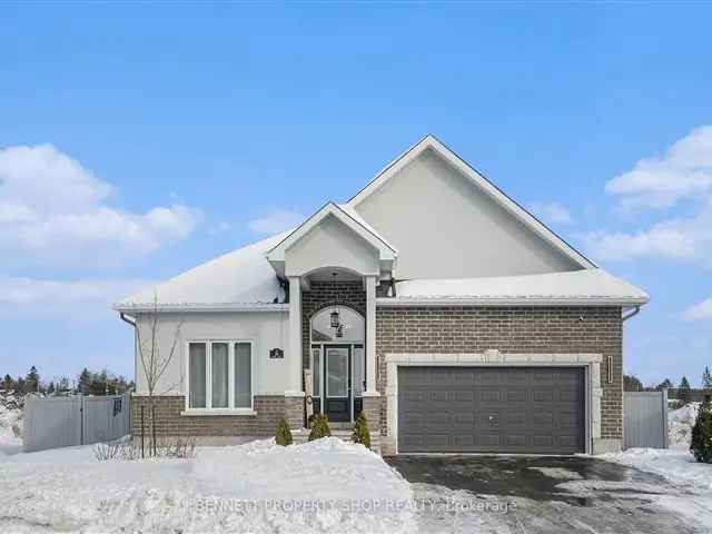 Elegant 5-Bedroom Bungalow in Morris Village