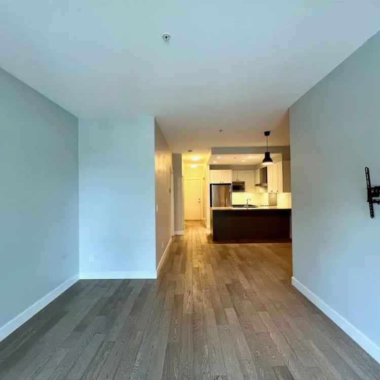 1 Bed 1 Bath Den Apartment in Sullivan Heights Burnaby