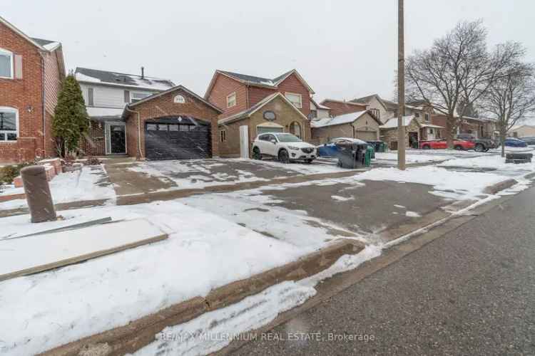 House For Sale in Brampton, Ontario