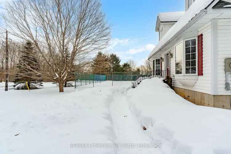 Buy Royal Home with Scenic Views and Nature Access in Minden