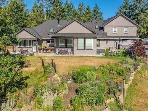 Buy House in Nanaimo with Scenic Land and Luxurious Features