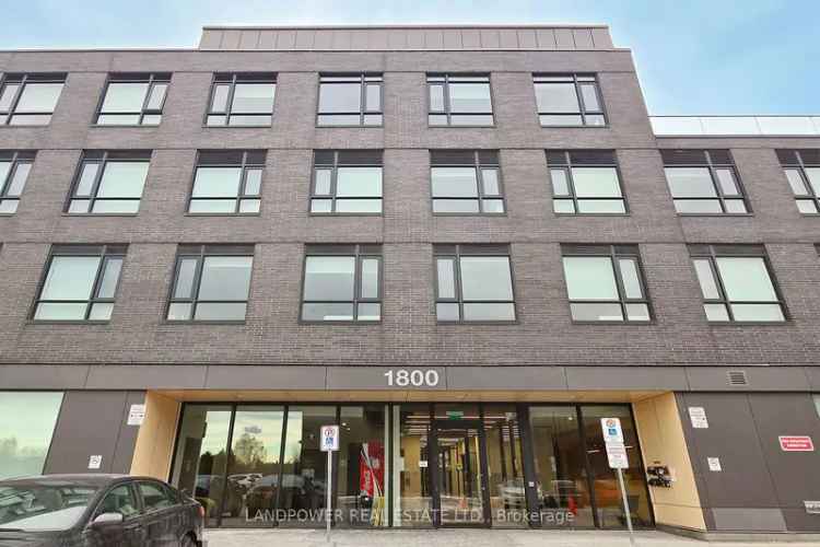 3-Bedroom Handicap Accessible Condo near Ontario Tech University