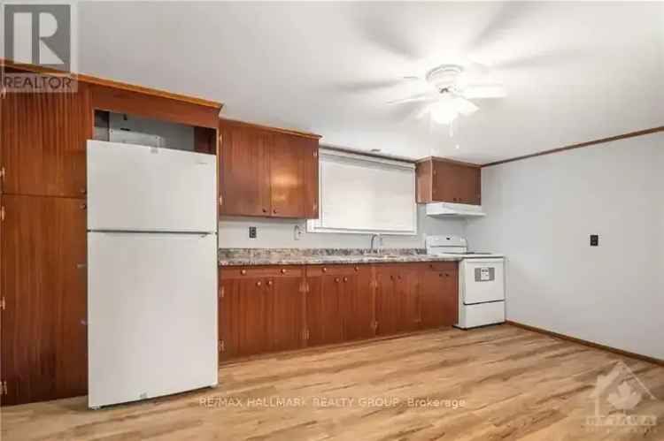2 Bedroom Apartment in Perth Downtown