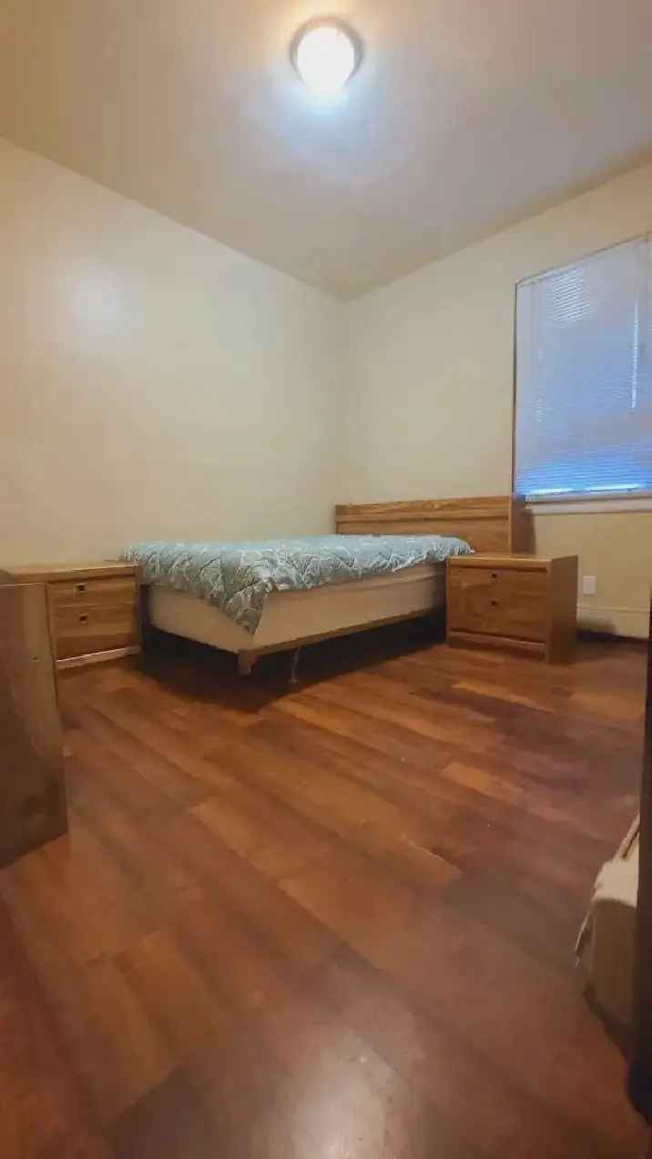 Room for Rent Furnished Near Downtown with Utilities Included