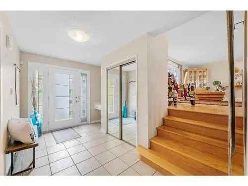 Varsity Family Home 4 Beds 15 Baths Large Garage