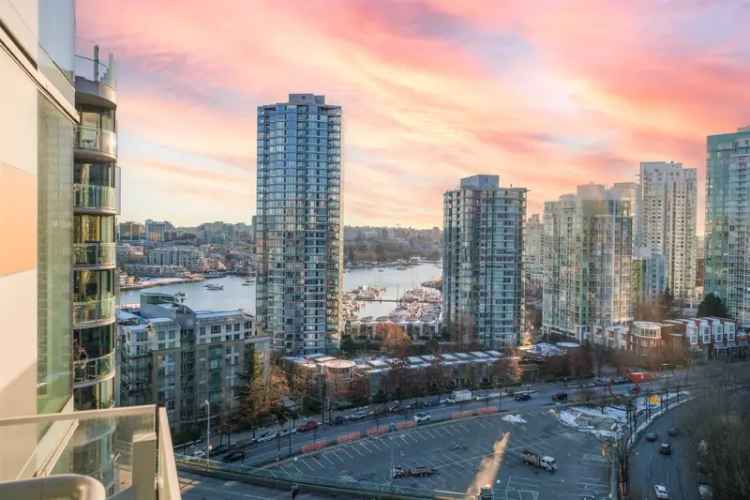 Yaletown Condo for Sale: 2-Bed, 2-Bath + Den in The ARC