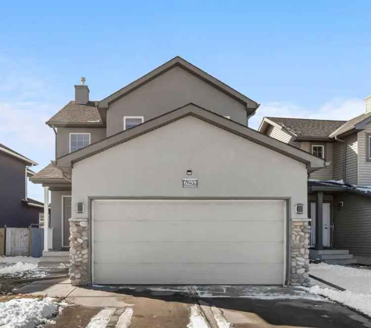 House For Sale in Calgary, Alberta