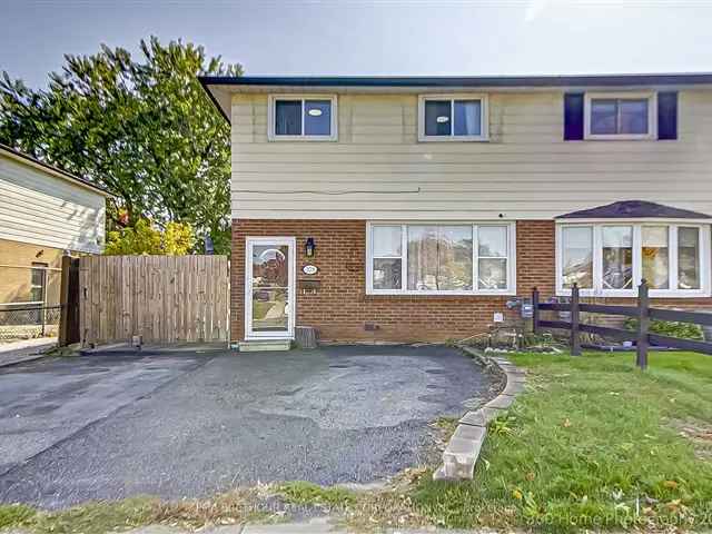 House For Sale in Oshawa, Ontario