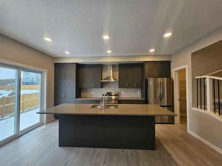 House For Rent in Airdrie, Alberta