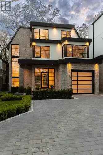 Luxury Balsam Home in Toronto - 4BR, 5BA, Private Oasis