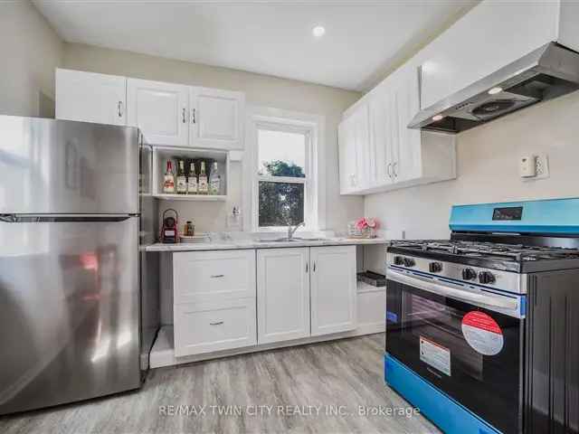 House For Sale in 28, Forsythe Street, Fort Erie, Ontario