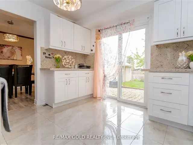 House For Sale in Brampton, Ontario