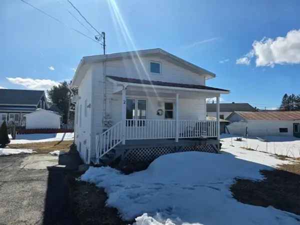 Bungalow for Sale Bas Saint Laurent 2 Baths 2 Kitchens