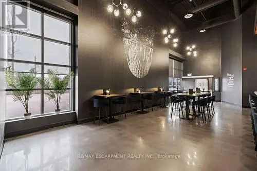 Linx Kitchen + Social: Upscale Barrie Restaurant & Golf Simulators For Sale