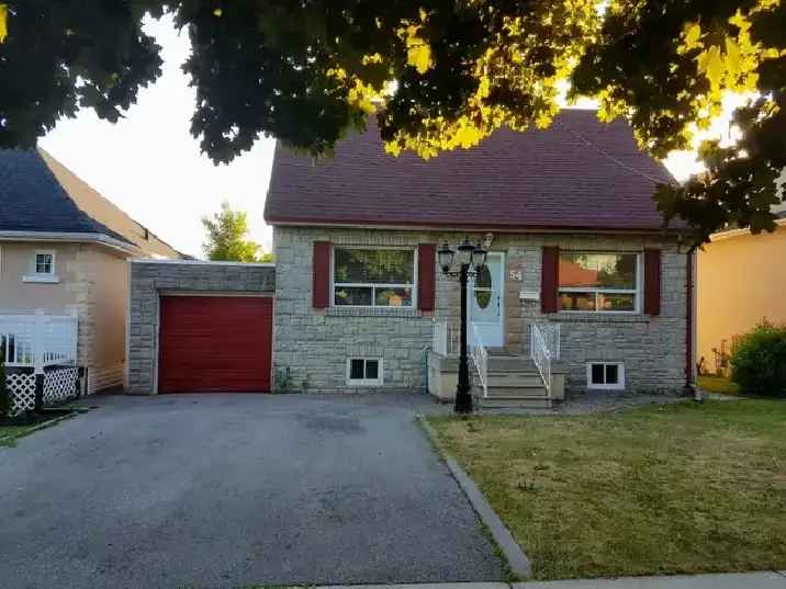 3BR 2 Bath Detached House with Basement - Keele Wilson