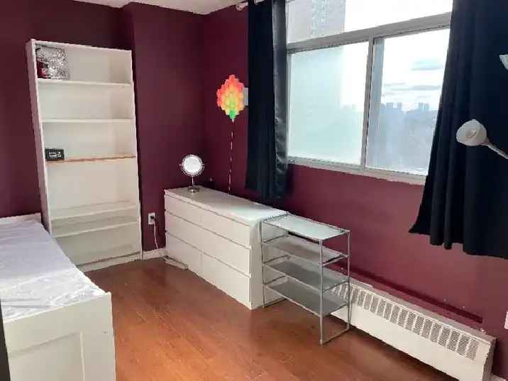 Scarborough room in condo for female