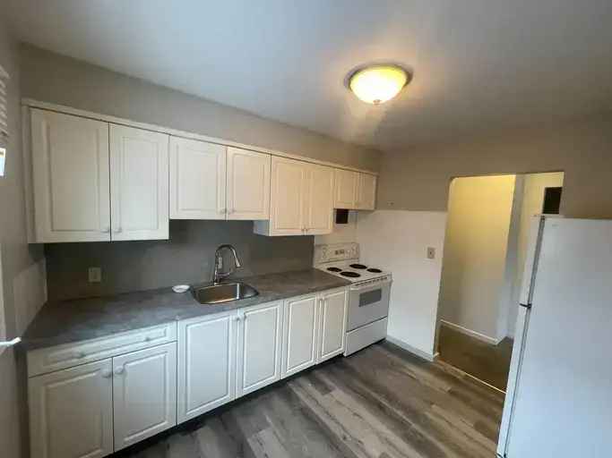 824 McIntosh Street - -  in Regina