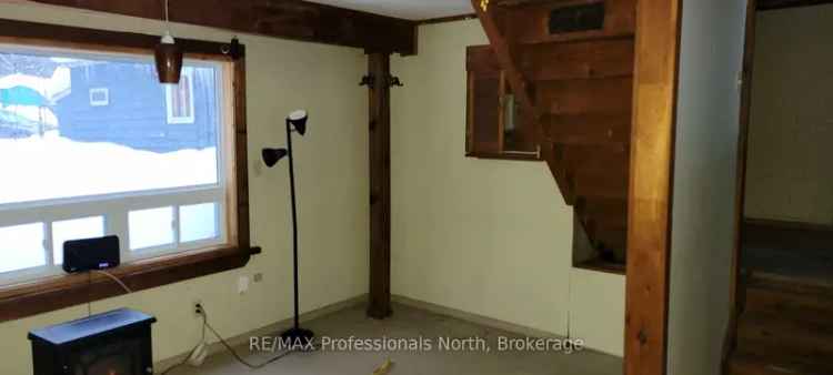 House For Sale in District Municipality of Muskoka, Ontario