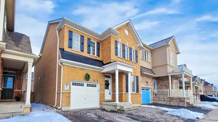 Beautiful Detached House 4 Beds 3 Baths Open Concept Layout