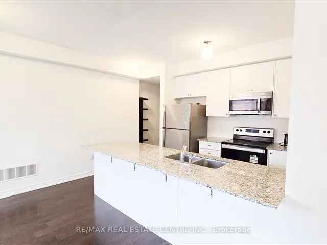 Luxury Ajax Townhome: 3 Beds, Modern Kitchen, Balconies