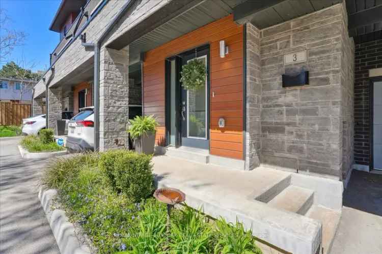 Downtown Burlington 3-Bed 3-Bath Townhome - 2110 Sq Ft