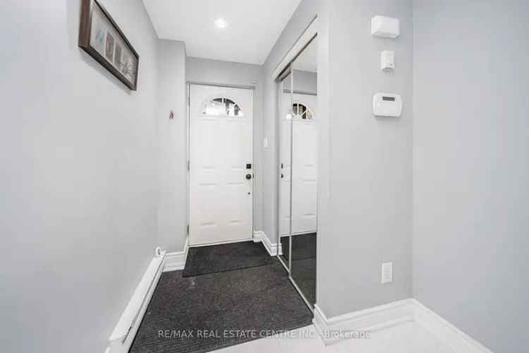 Buy Townhouse with Modern Updates Near Bramalea City Centre