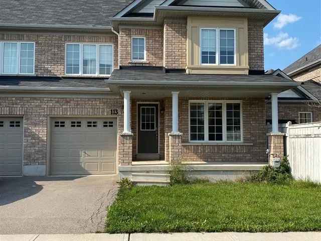 Lovely Home in Niagara-on-the-Lake Steps Away From QEW