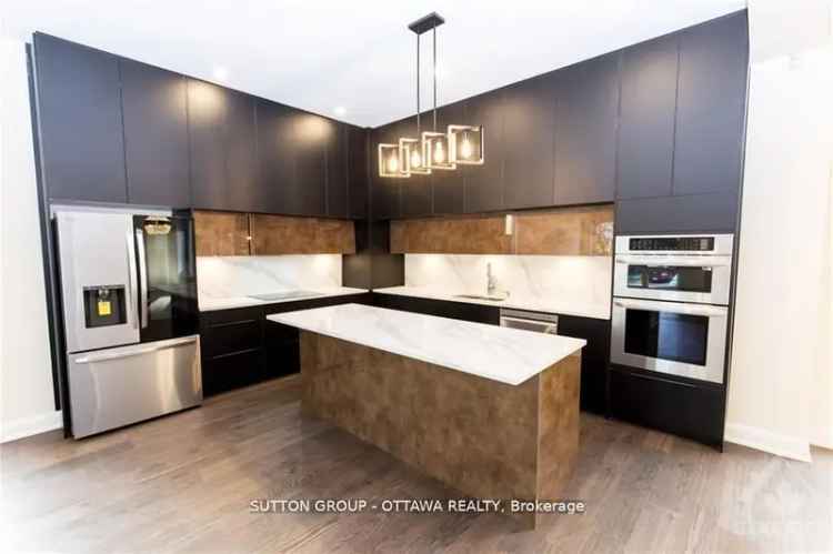 House For Sale in 571, Mutual Street, Ottawa, Ontario