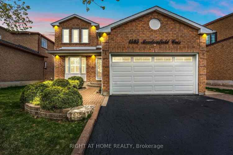 Luxury East Credit Home 4 1 Beds 4 Baths Finished Bsmt