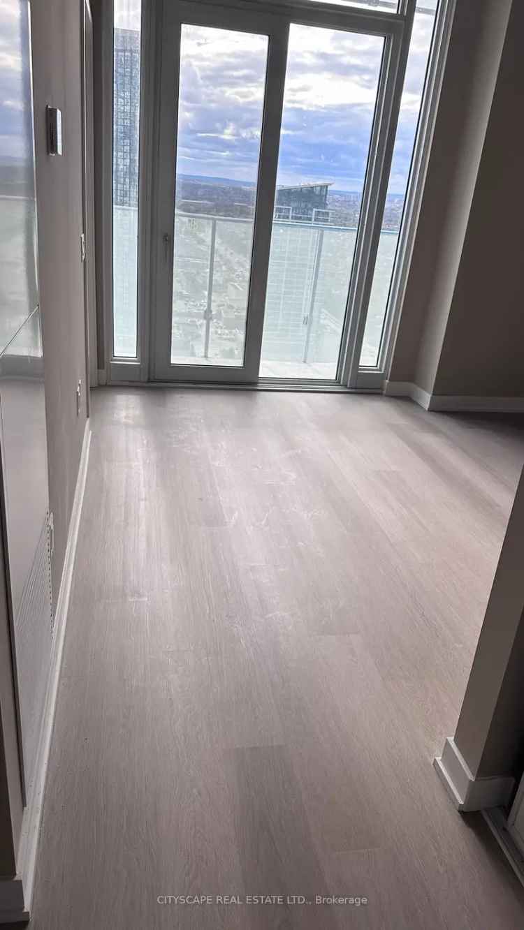 1 Bedroom Downtown Mississauga Apartment Near Square One