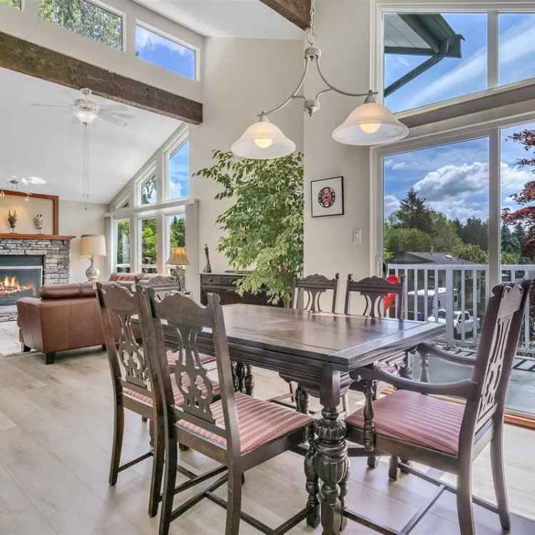 Gorgeous Updated Family Home in McMillan Abbotsford