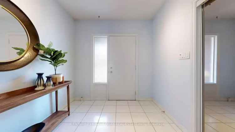 4 Bed 4 Bath House in Richmond Hill - Finished Basement - Close to Amenities