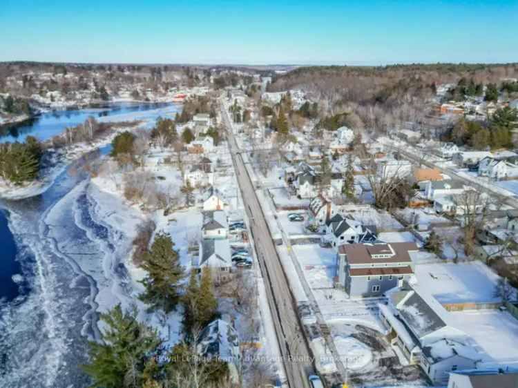 Affordable 23-Room Multi Family Home in Parry Sound