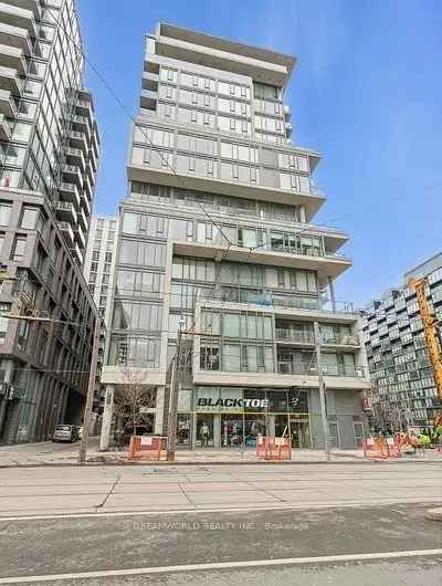 King West Boutique Condo Loft - 1 Bedroom Balcony