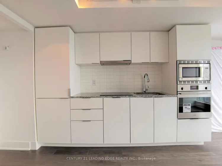 Rent Studio Condo in Downtown with Modern Design and Access to TTC