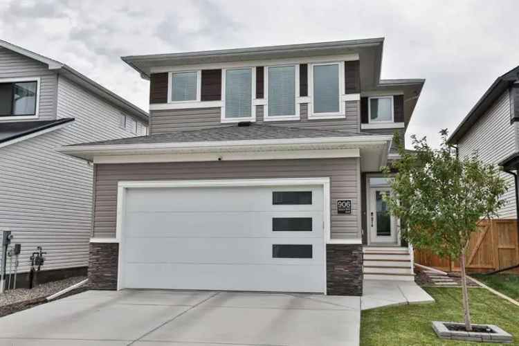 Buy House in Copperwood with Stunning Features and Modern Kitchen