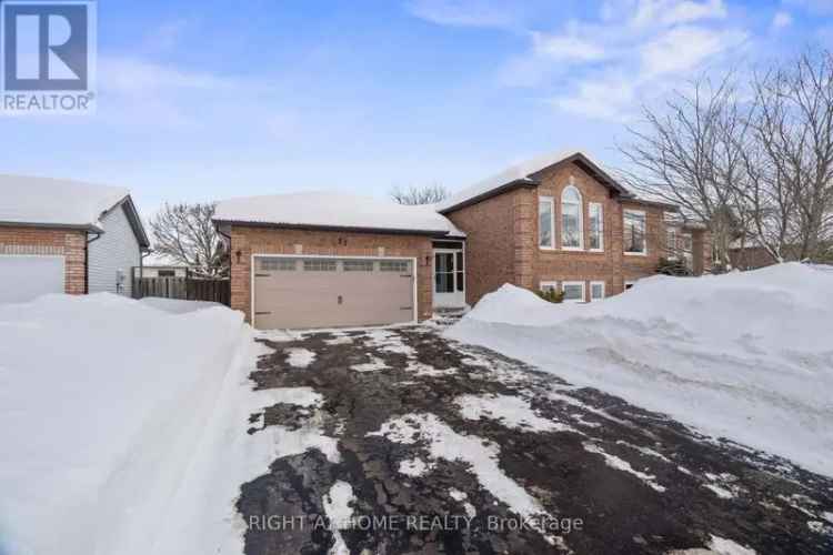 Angus Raised Bungalow 5 Beds 2 Baths Near Park